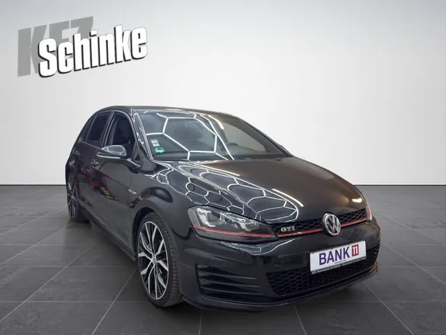 Volkswagen Golf GTI 2.0 TSI BMT