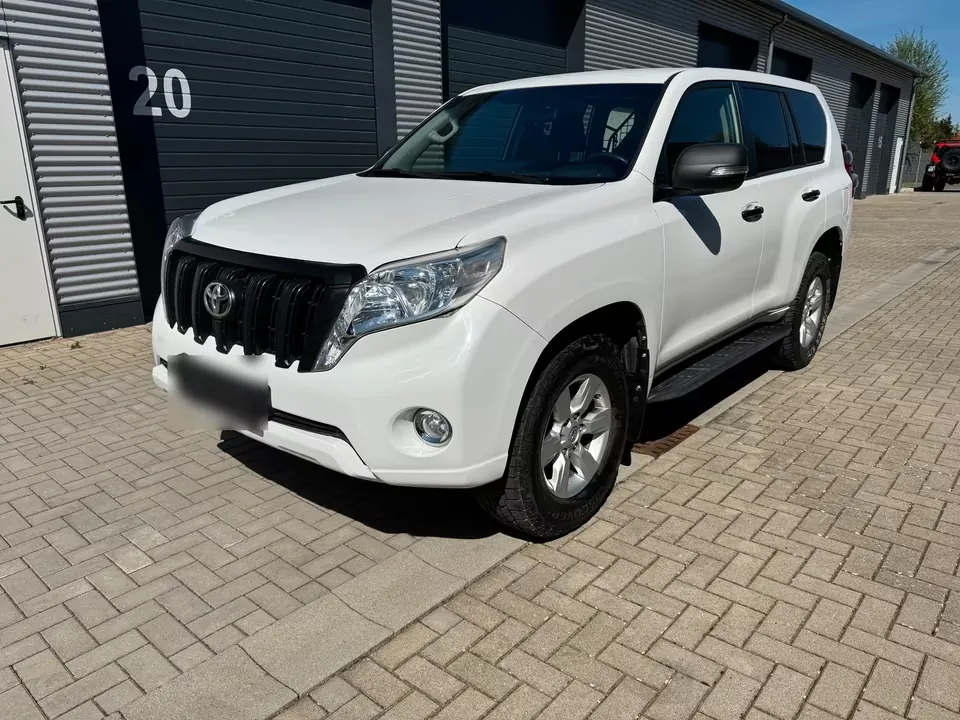 Land Cruiser 5p 3.0 D-4D 190 CV VX Kirari Aut. 7 plazas