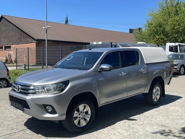 Toyota Hilux Doble Cabina 2.4 150D 4x4 VX